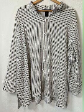 Ali Miles Button Front Top